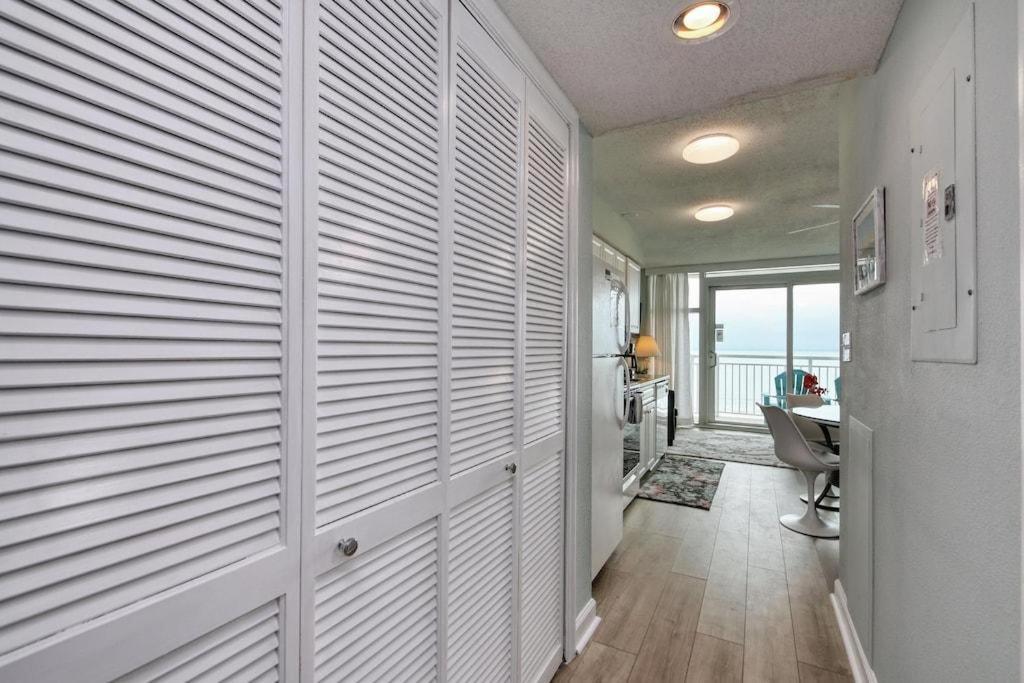 Вилла 2501 S Ocean Blvd, 0407 - Ocean Front Sleeps 6 Миртл-Бич Экстерьер фото