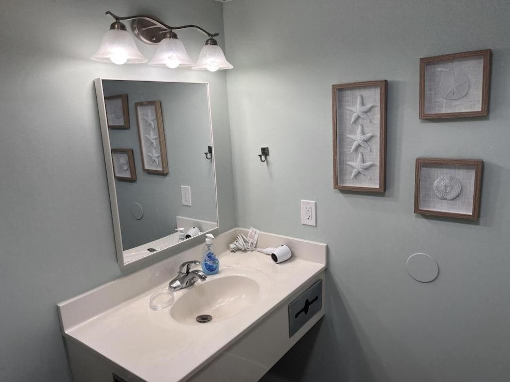 Вилла 2501 S Ocean Blvd, 0407 - Ocean Front Sleeps 6 Миртл-Бич Экстерьер фото