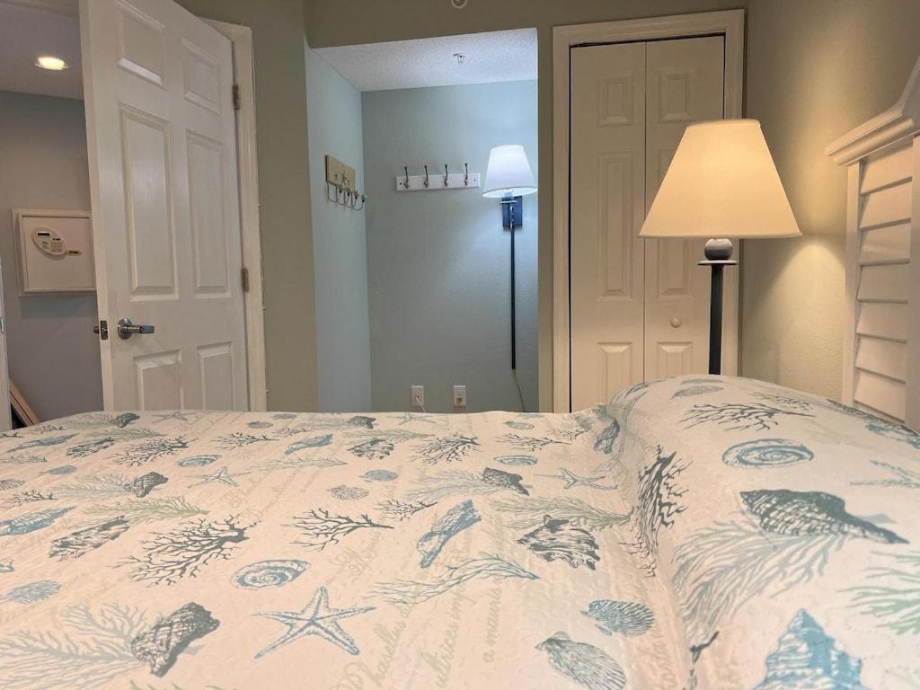 Вилла 2501 S Ocean Blvd, 0407 - Ocean Front Sleeps 6 Миртл-Бич Экстерьер фото